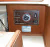 battery_switch_orig.jpg (28764 bytes)